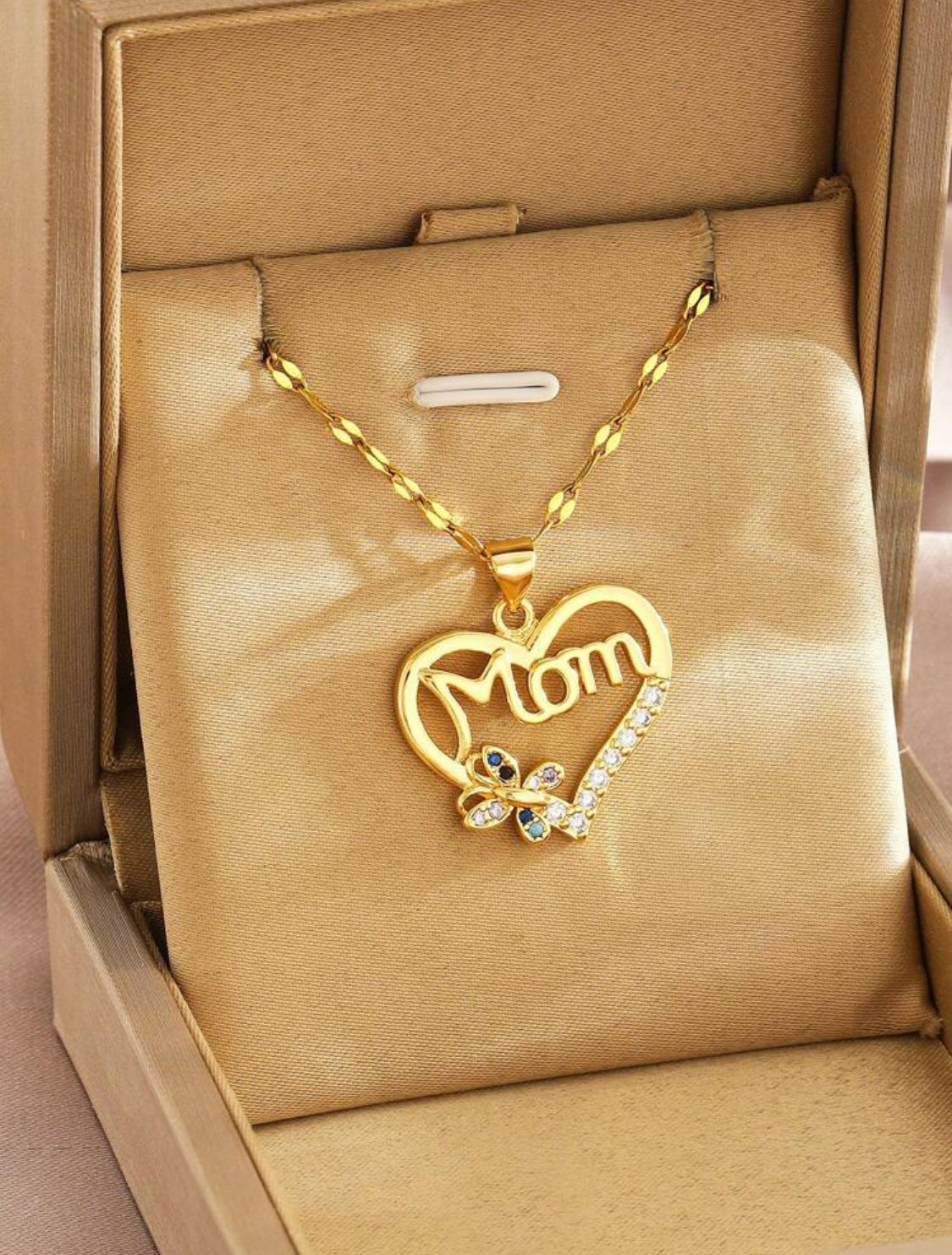 Pour Mama: Collier “Mom”