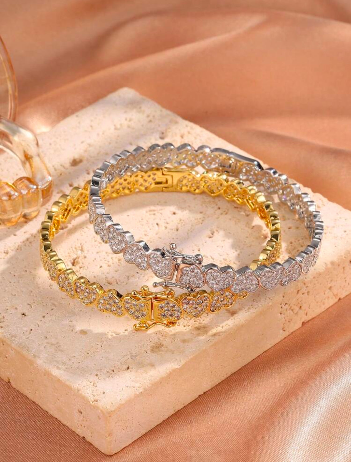 Bracelet Cœurs Dorés Pavés